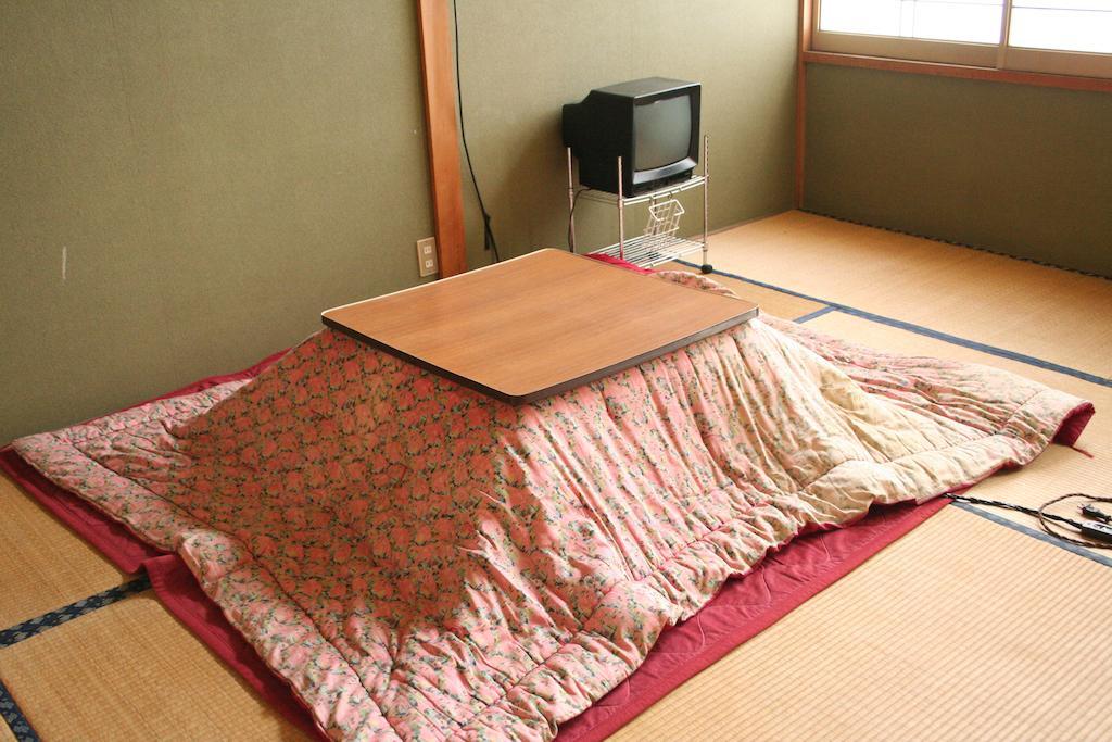 ياماناكاكو Ryokan Kajiyaso الغرفة الصورة